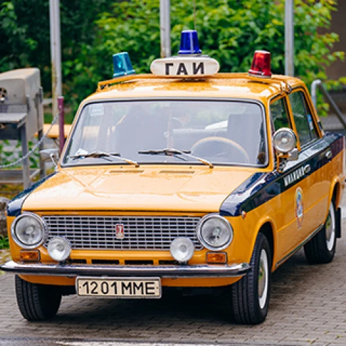 RETRO AUTOS