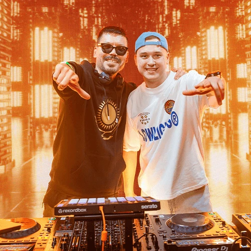 DJs